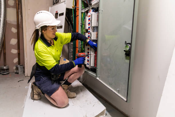Best Electrician Near Me  in Centreville, MS