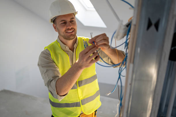 Best Licensed Electrician  in Centreville, MS